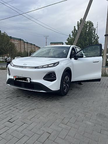 Changan: Changan Qiyuan Q05: 2026 г., Электромобиль, Кроссовер Номер: Продаю — 2