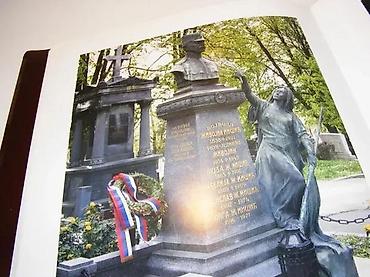 planika: NOVO GROBLJE U BEOGRADU otvoreno svedočanstvo istorijeIzdavač: JKP — 6