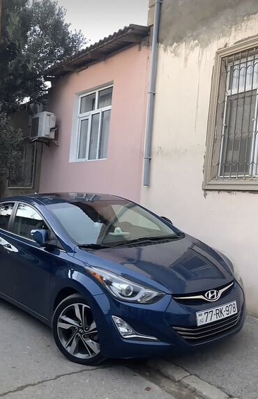 Hyundai: Hyundai Elantra: 1.8 l | 2015 il Hetçbek