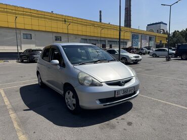 авто с последующим выкупом фит: Honda Fit: 2003 г., 1.3 л, Вариатор, Бензин, Хетчбек