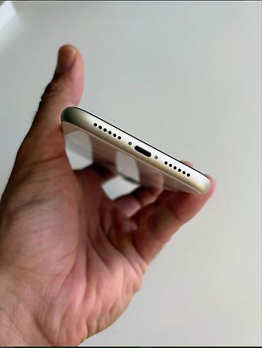Apple iPhone: IPhone 11, Ağ, Face ID — 4