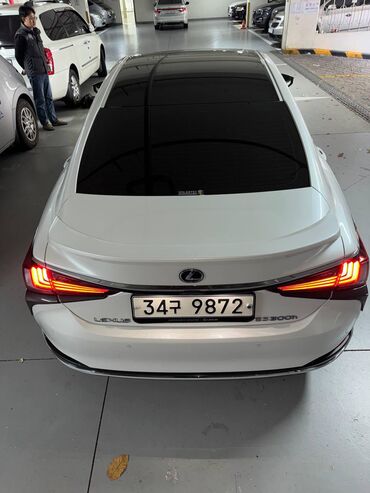Lexus: Lexus ES: 2019 г., 2.5 л, Вариатор, Гибрид, Седан at lalafo.kg — 6 Lexus: Lexus ES: 2019 г., 2.5 л, Вариатор, Гибрид, Седан — 6