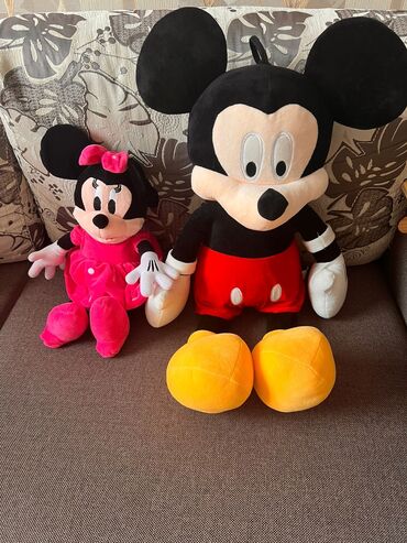 ikinci el toy donlari: Mickey Mouse
Tezedi,baha alinib
Qiymet cutu 25 azn
Unvan Yeni Yasamal
