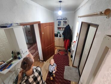 покупка дома в бишкеке: Дом, 150 м², 8 комнат, Собственник, Косметический ремонт