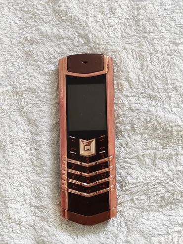 samsung телефон новый: Продаю Vertu пользовался сам цена 9000