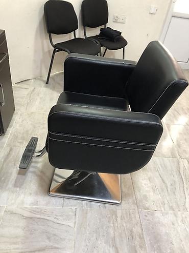 Peşəkar bərbər/kosmetologiya kreslosu - Rəng: qara - Material: asan