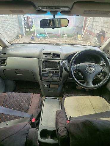 енкар авто: Toyota Ipsum: 2001 г., 2.4 л, Автомат, Бензин, Минивэн — 3