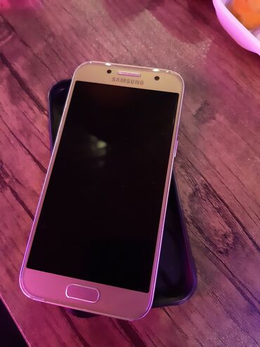 a3 2017 qiymeti: Samsung Galaxy A3 2017, 16 ГБ, цвет - Золотой, Сенсорный, Отпечаток пальца, Две SIM карты
