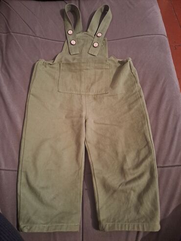 Tavalar: 1 defe geynilib - Material: yumşaq pambıq/kanvas tipli parça - Rəng