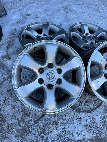 Диски: Литые Диски R 17 Toyota, Комплект, отверстий - 6, Б/у — 8
