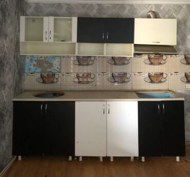 стеклянный фартук для кухни: Mətbəx mebeli 240 az . ölçüsü 2.40 sm. heç bir problemi yoxdu