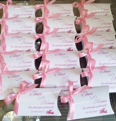 Xonça: Xonca ucun paylama konfetler sifarisle bezedilir.Sifarisler en az 1 — 2