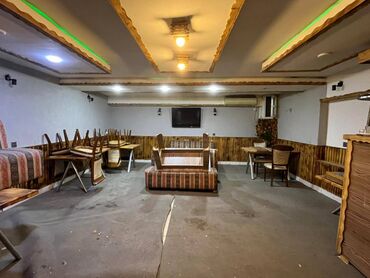 Kommersiya daşınmaz əmlakının satışı: Binəqədi rayonu, 9-cu Mikrorayonda, ümumi sahəsi 350 kv/m olan — 9