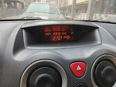 Citroen: Citroen C3: 2006 г., 1.4 л, Робот, Бензин, Хэтчбэк — 18