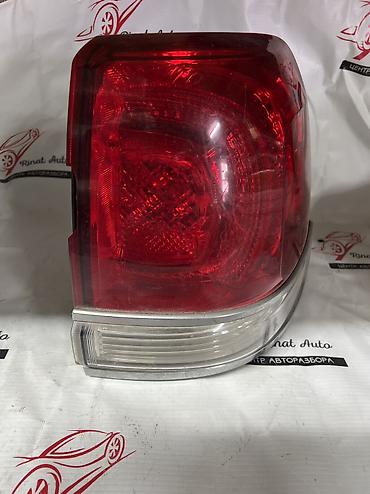 cruser: Задний правый стоп-сигнал Toyota 2011 г., Б/у, Оригинал, Япония — 1