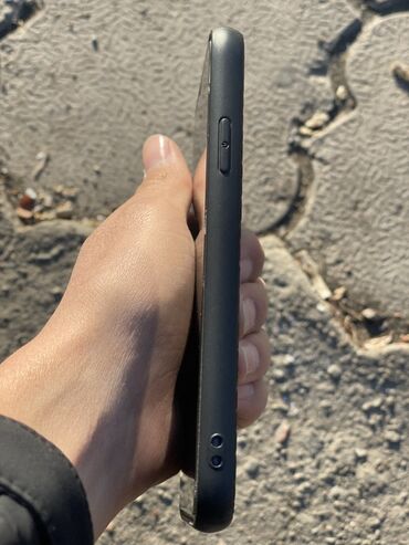 Apple iPhone: IPhone 11, 128 ГБ, Черный, Чехол — 13