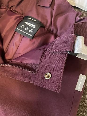 Куртки: Продаю зимнюю куртку и штаны, б/у. Состояние отличное. Размер 98 (на — 6