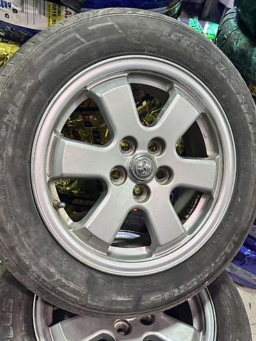 varta max tech: Toyota orijinal təkər diskləri və şinlər komplekti - Disk: 5 cıvata — 3