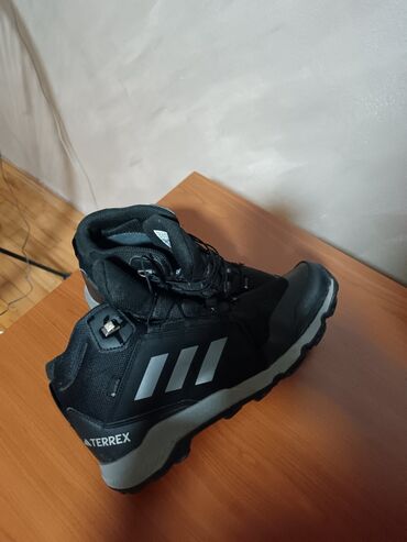 obuca za kisu i sneg: Ankle boots, Adidas