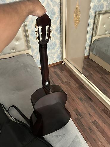 klassik gitara: Klassik gitara, Yeni, Ünvandan götürmə — 2