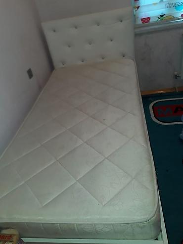 Çarpayılar: Tək yataq 100sm eni 200sm uzunu Ünvan Hövsan 0556168662 vatsap — 1