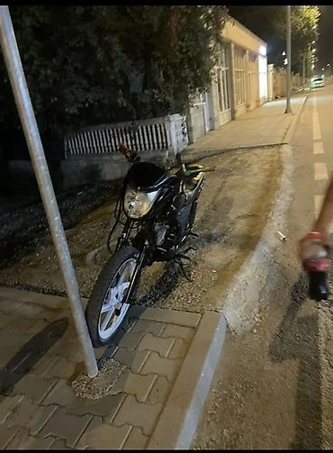 yalquzaq moto: 150 cc,5 sqorus.3 de yüngül səs var, başqa matorda problem — 4