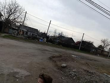 Продажа коттеджей и домов: Дом с участком. Планировка и оснащение: - Просторная гостиная-кухня — 5