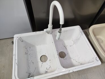 Çanaqlar, tülpanlar: Düzbucaqlı Mətbəx çanağı, Mərmər