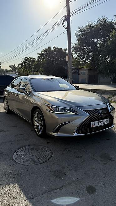 лексус ес 2018: Lexus ES: 2019 г., 2.5 л, Вариатор, Гибрид, Седан — 1