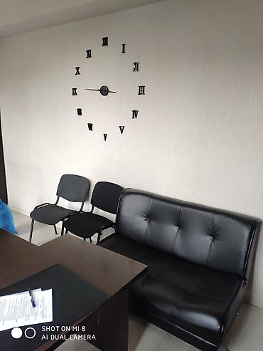 700: 🏢 Продается офисное здание в Золотом квадрате Бишкека 💰 Цена: $1 650 — 4