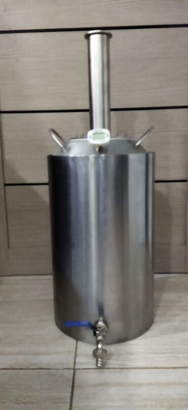 контейнер для круп: Ёмкость из нержавеющей стали 22литра