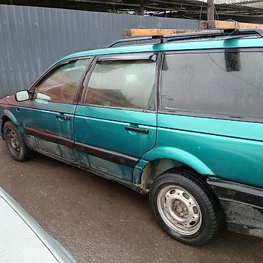 Унаа сатуу: Volkswagen Passat Variant: 1990 г., Кол менен иштөөчү, Бензин, Универсал — 4