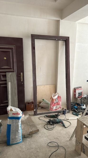 Jalüz qapılar: Mənzil üçün İşlənmiş Giriş qapısı Ödənişli quraşdırma, Ünvandan götürmə