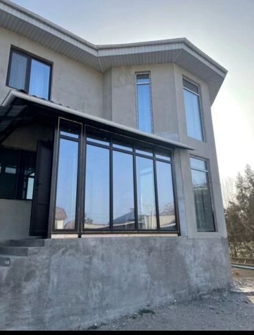 недостроенные дома: Предлагается к продаже двухэтажный дом с современным дизайном. Фасад