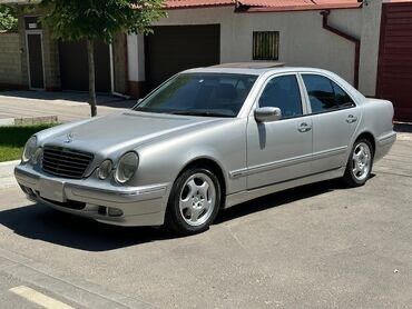 мерседес 221: Mercedes-Benz E 220: 1999 г., 2.2 л, Автомат, Дизель, Седан