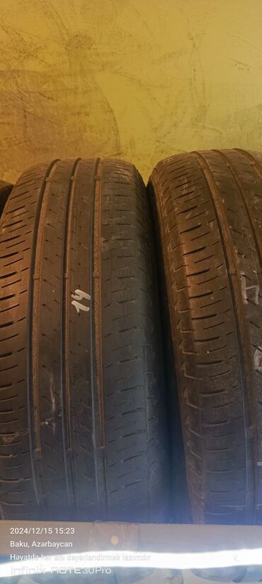 sport disk: İşlənmiş Şin Roadstone 185 / 70 / R 14