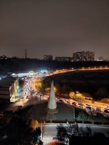 Uzunmüddətli kirayə mənzillər: Suraxanı Rayonu Yeni Günəşli AB-massivində 9 mərtəbəli binanın 8-ci — 9