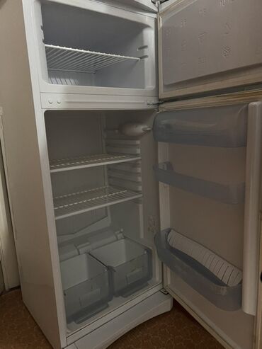 б у ноутбук i5: Холодильник двухкамерный с верхней морозильной камерой. Особенности и