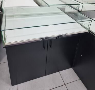 продаю бизнес компьютерные услуги: Продаются витрины,есть 15шт.
1шт