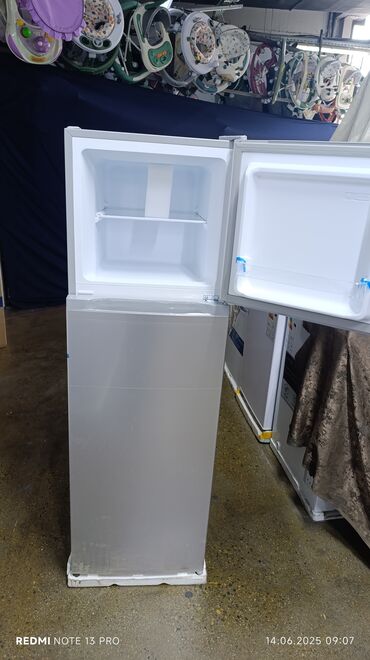 Холодильники: Холодильник Avest, Новый, Двухкамерный, De frost (капельный), 50 * 140 * 50 — 6