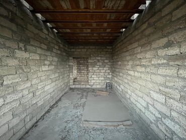 Həyət evləri və villaların satışı: 8 otaq, 376 kv. m, Təmirsiz — 16