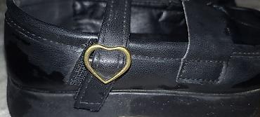 Туфли: Тууфли для девочек 33 размер, купили весной пару раз одели осенью — 7