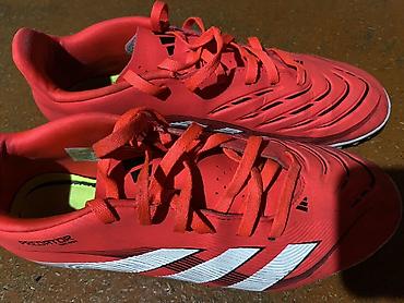 фудбольные формы: Продам футбольные сороконожки Adidas Predator TF в ярком красном — 3