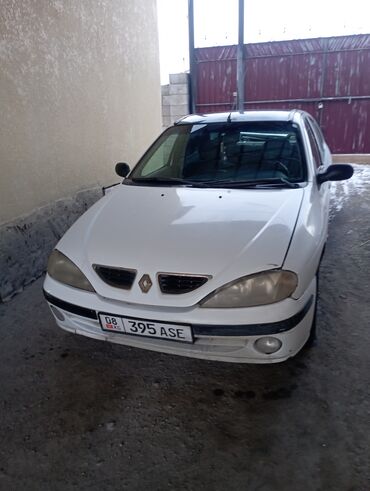 аваринное авто: Renault Megane: 2000 г., 2 л, Механика, Бензин, Седан