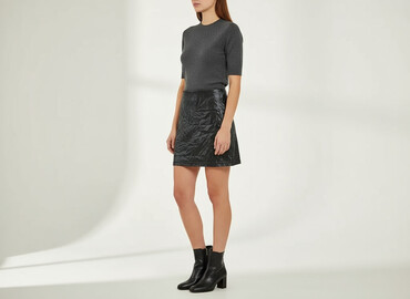 steve madden sandały czarne: Women`s skirt, size S
