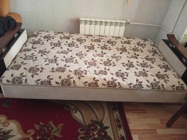 qus bazari: Divan, İşlənmiş, Açılan, Bazalı, Parça, Çatdırılma yoxdur
