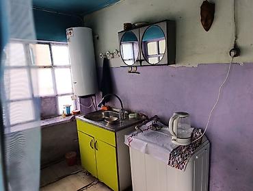 складной дом: Продается одноэтажный дом с приусадебным участком. - Материал стен — 9