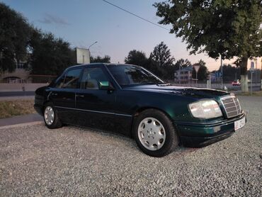 автомобиль мерс: Mercedes-Benz E 220: 1995 г., 2.2 л, Автомат, Бензин, Седан