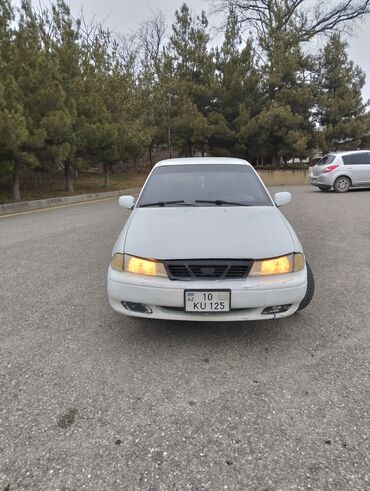 Daewoo: Daewoo Nexia: 1.5 l | 1996 il Sedan