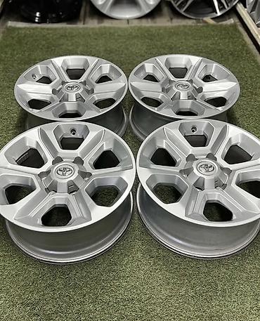 cl 7: Литые Диски R 17 Toyota, Комплект, отверстий - 6, Новый — 6